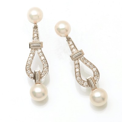 Platinum White Pearl Earrings