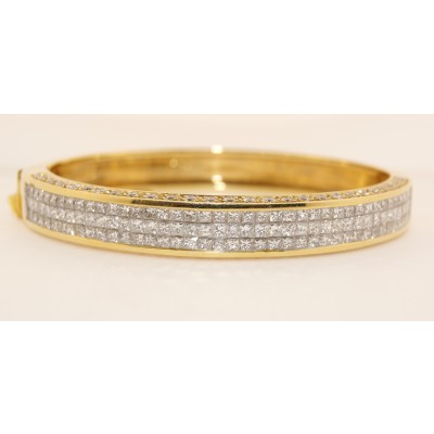 18K Yellow Gold Diamond Bangle Bracelet