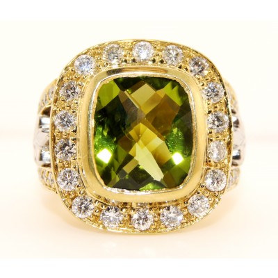 18K Yellow Gold Diamond and Peridot Ring