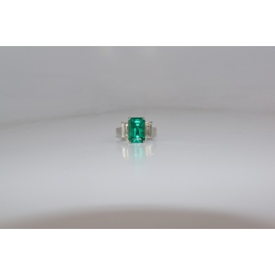 Gorgeous Colombian Emerald ring.