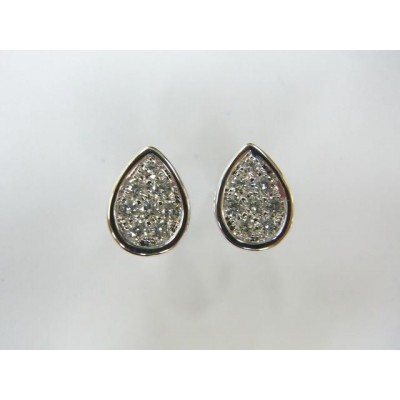 18 karat diamond earrings