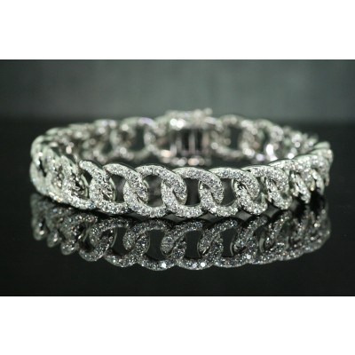 Diamond curb bracelet.