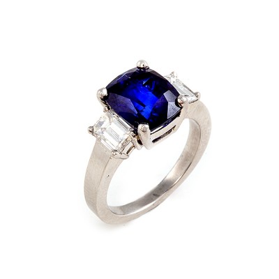 Platinum Diamond and Sapphire Ring