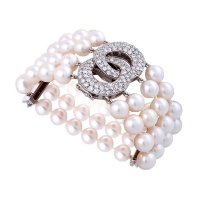 18K White Gold 4 Strand Diamond Clasp and Pearl Bracelet