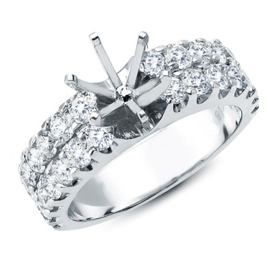 18K White Gold Diamond Engagement Ring