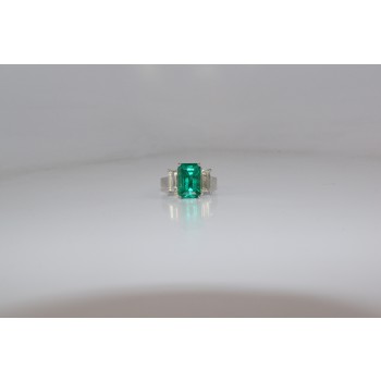 Gorgeous Colombian Emerald ring.
